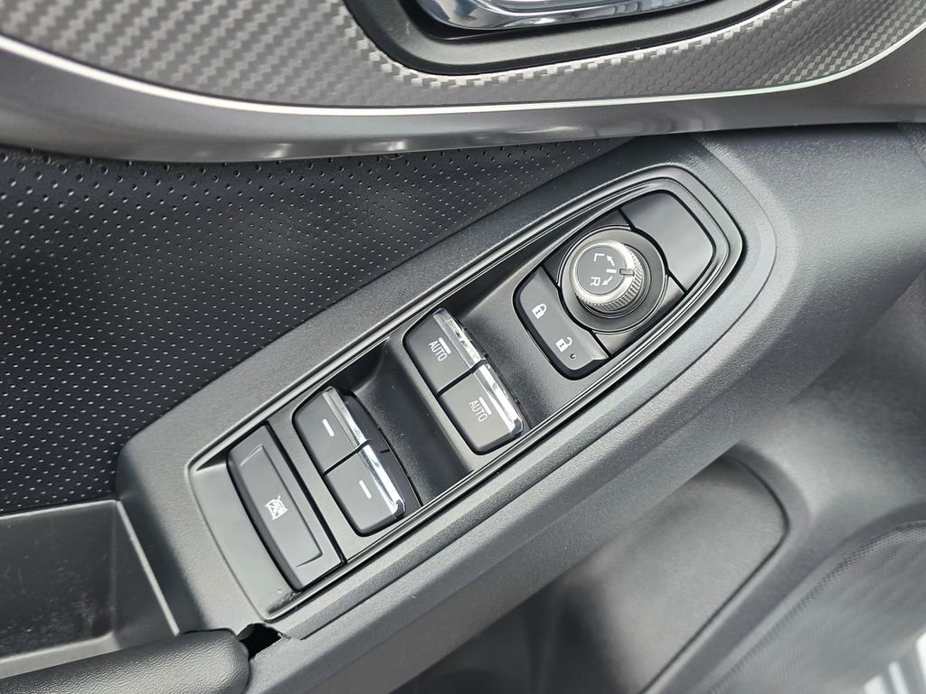 Used 2023 Subaru Crosstrek 2.5i Limited image 16