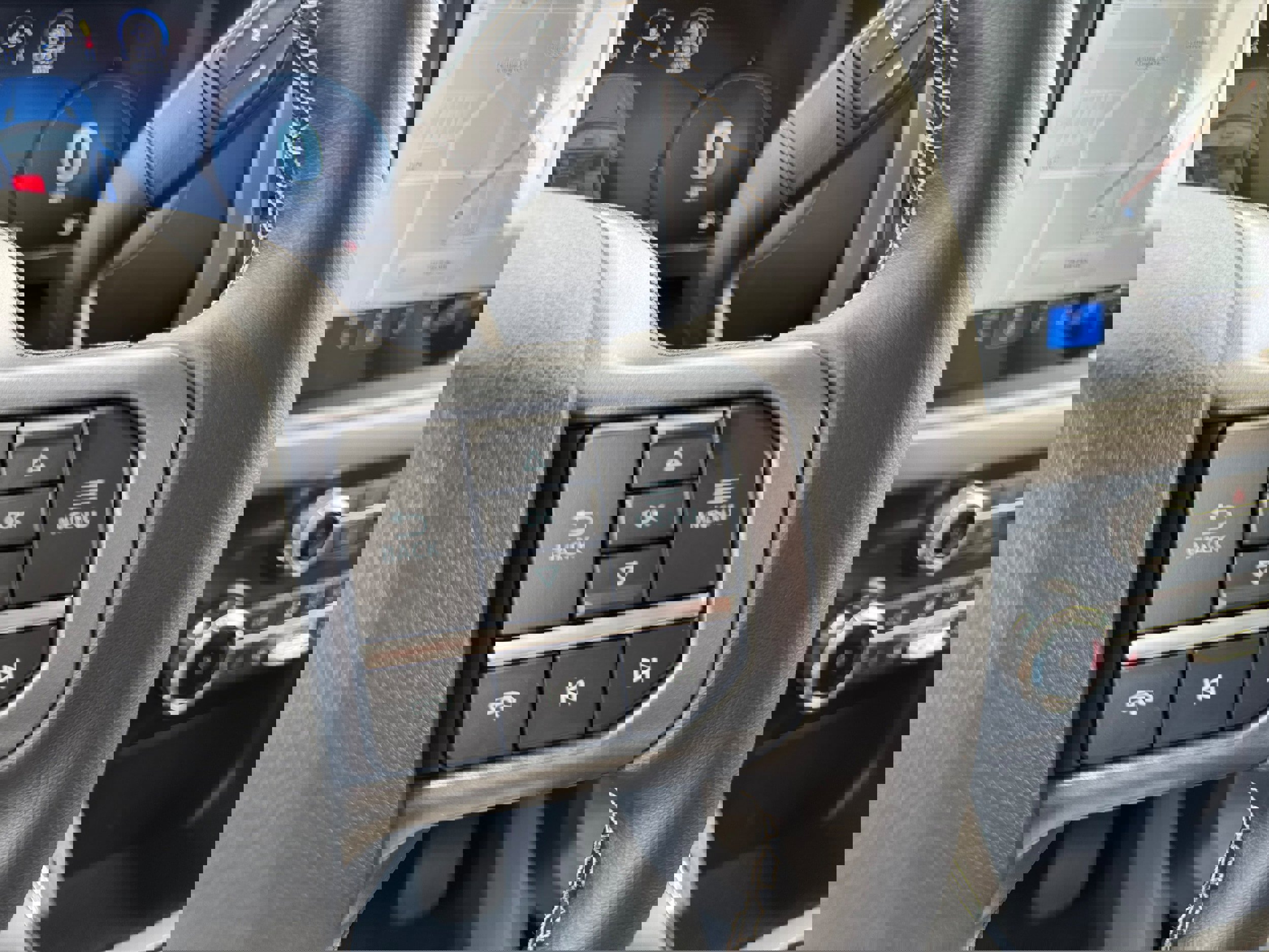 New 2025 Ford F150 XLT w/ Equipment Group 302A MID image 30