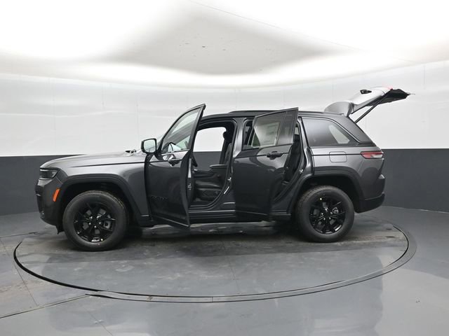 New 2026 Jeep Grand Cherokee Altitude image 49