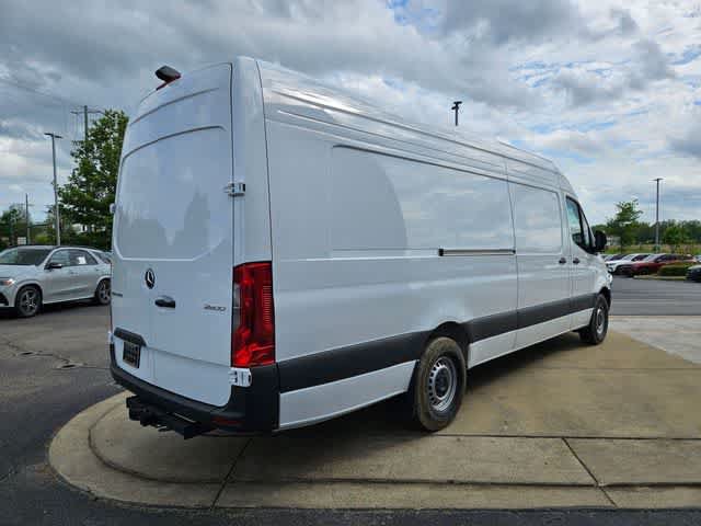 Used 2026 Mercedes-Benz Sprinter 2500 image 9