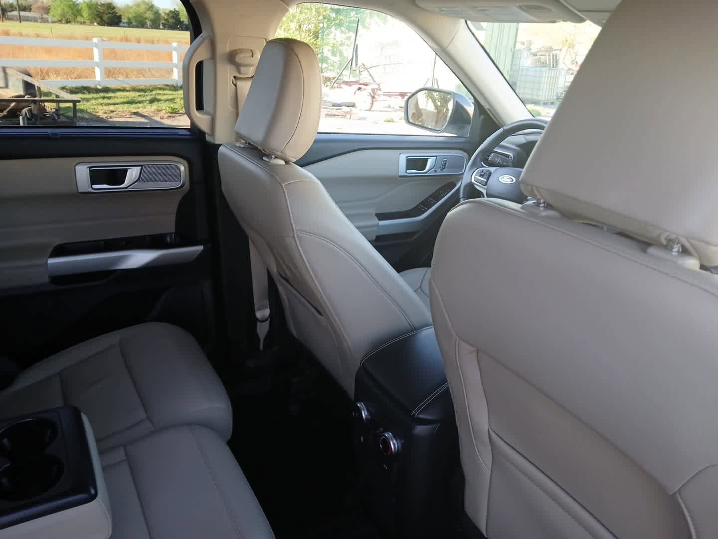 Used 2023 Ford Explorer Limited AWD/4WD image 70