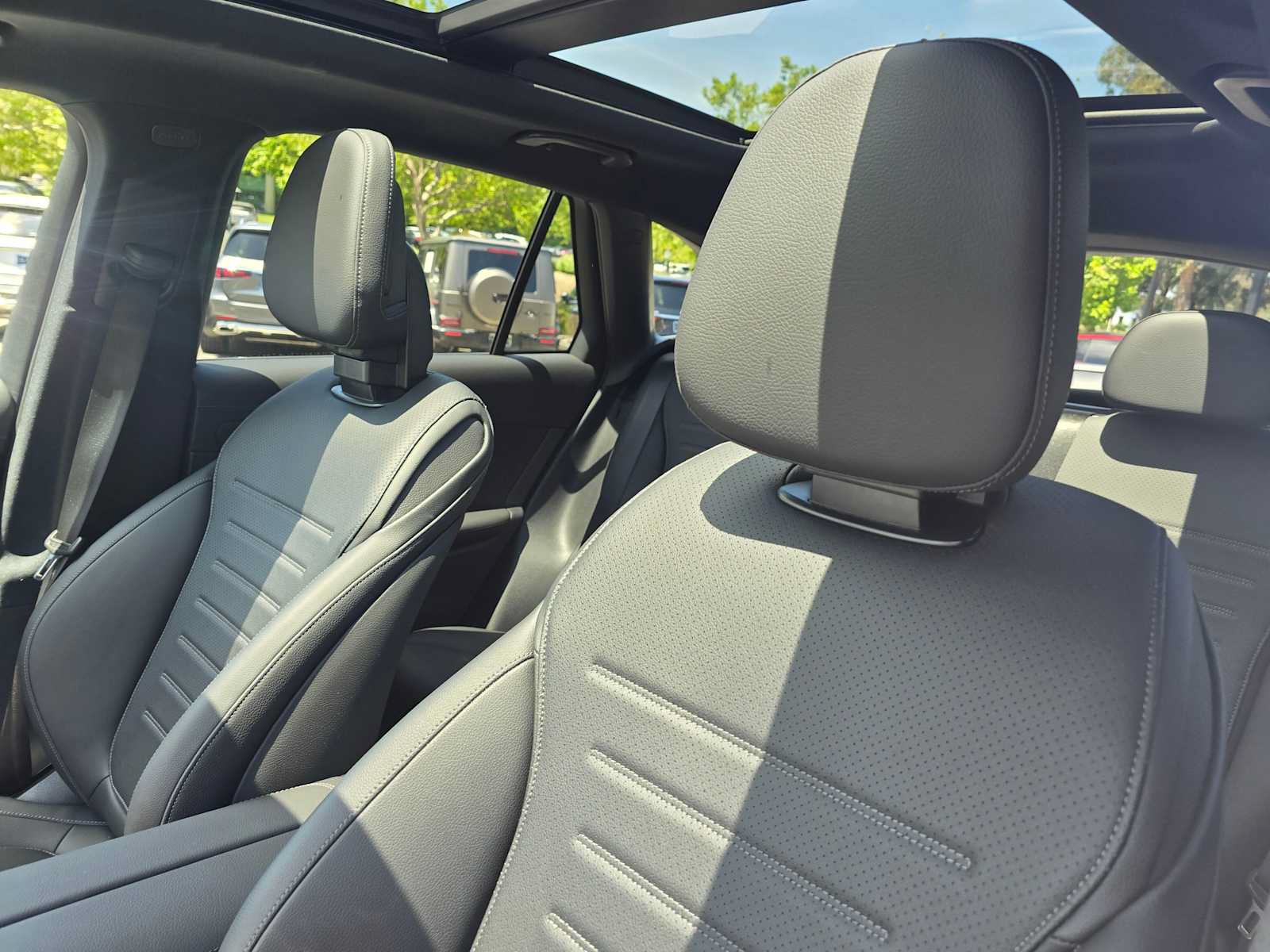 Certified 2026 Mercedes-Benz GLC 300 4MATIC image 24