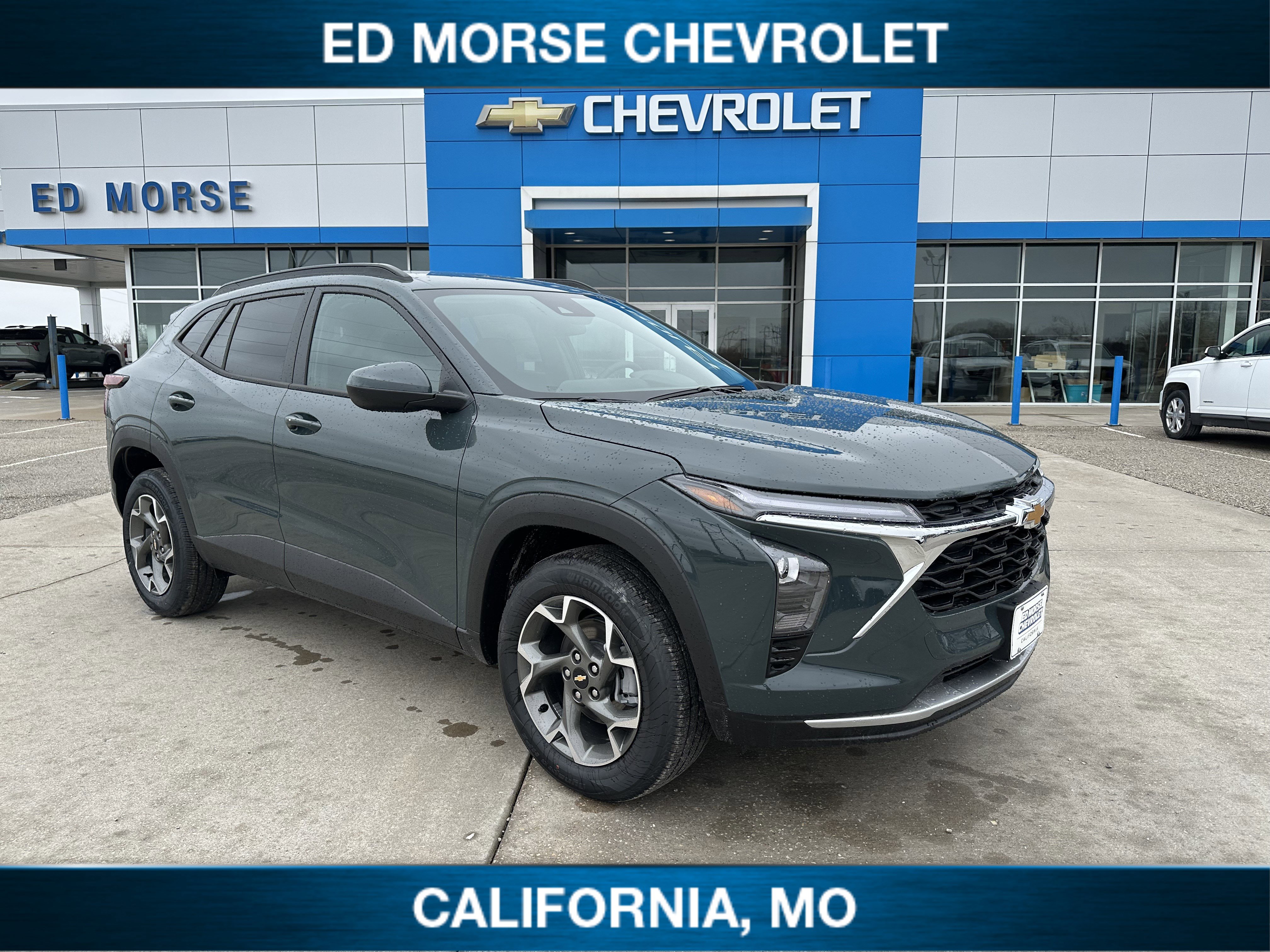 New 2026 Chevrolet Trax LT w/ Driver Confidence Package image 1