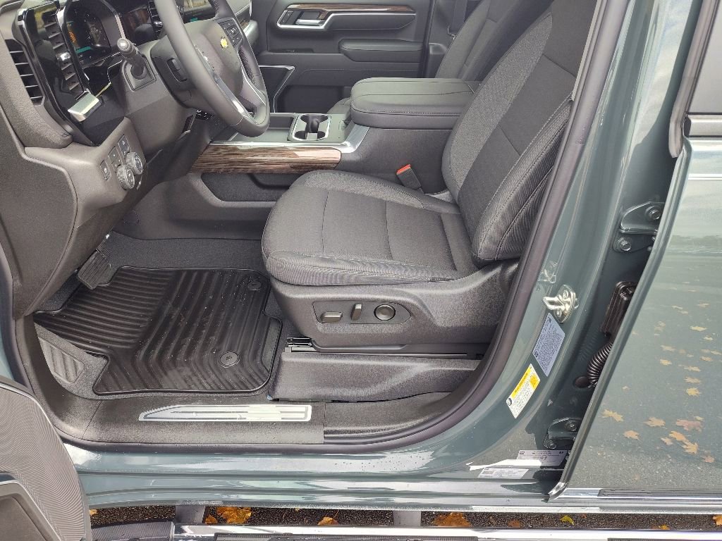 New 2026 Chevrolet Silverado 3500 LT w/ Convenience Package image 12