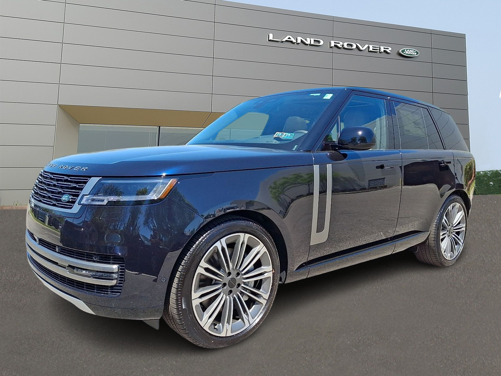 New 2026 Land Rover Range Rover SE AWD/4WD image 1