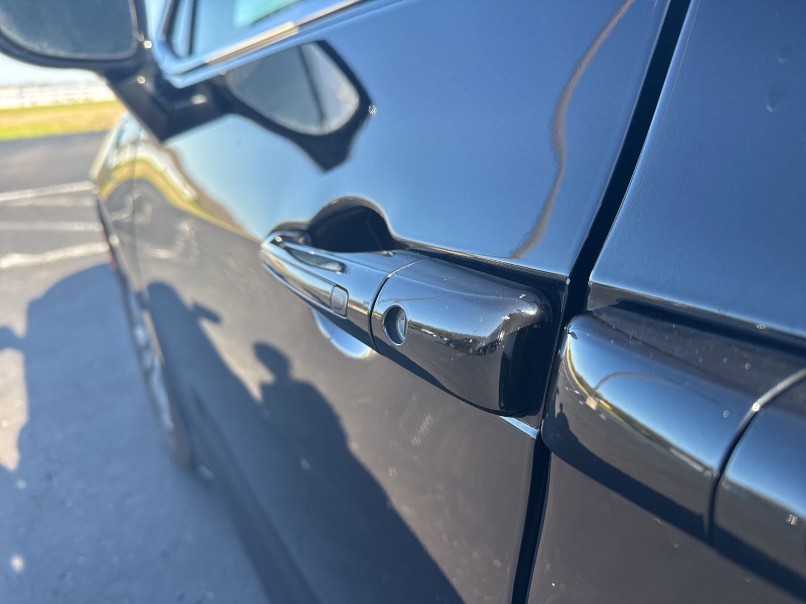 Used 2024 Chrysler Pacifica Select image 10