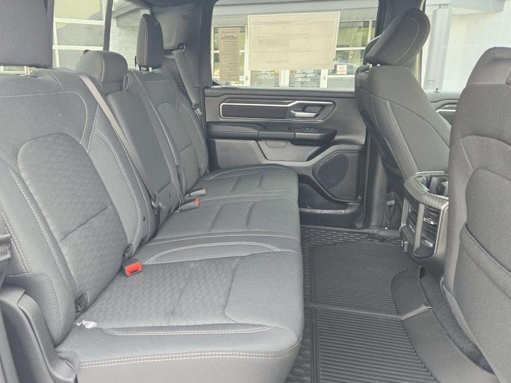 New 2026 RAM 1500 Big Horn AWD/4WD image 19