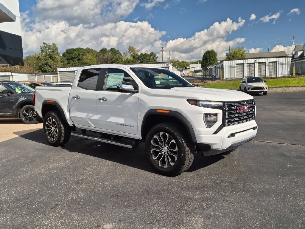 New 2026 GMC Canyon Denali AWD/4WD image 4