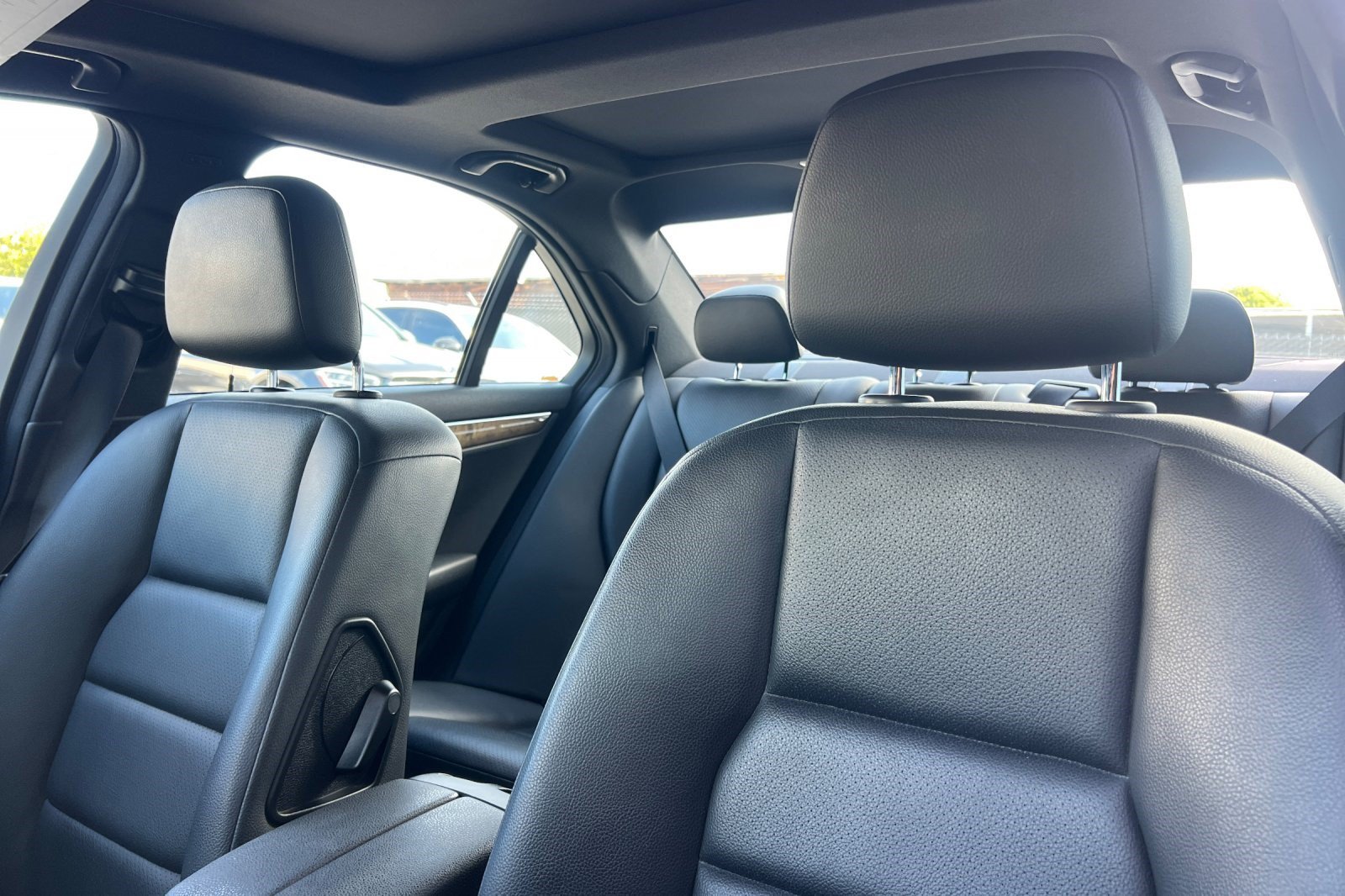 Used 2009 Mercedes-Benz C 350 Sport image 15