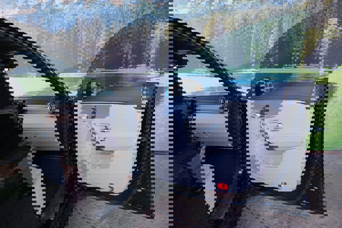 Used 2020 Mercedes-Benz CLA 250 image 27