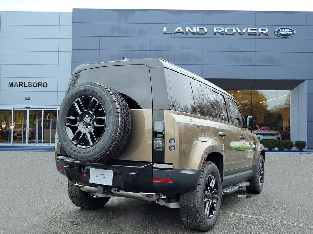 New 2026 Land Rover Defender 110 S AWD/4WD image 2