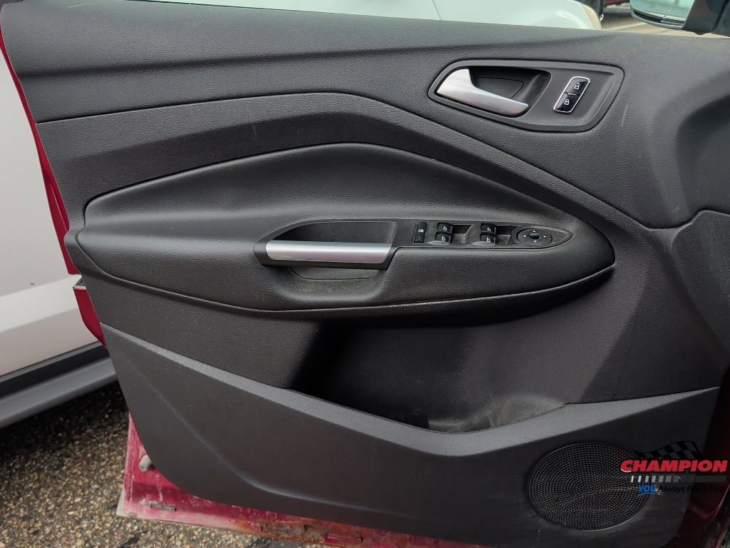 Used 2016 Ford Escape SE w/ Equipment Group 201A image 20