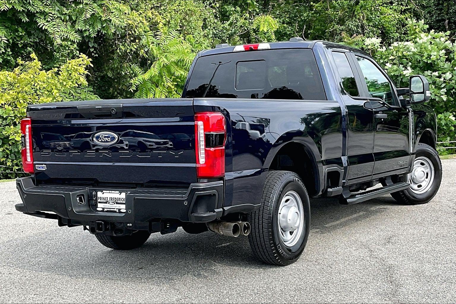 Used 2024 Ford F350 XL w/ 360-Degree Camera Package RWD image 11