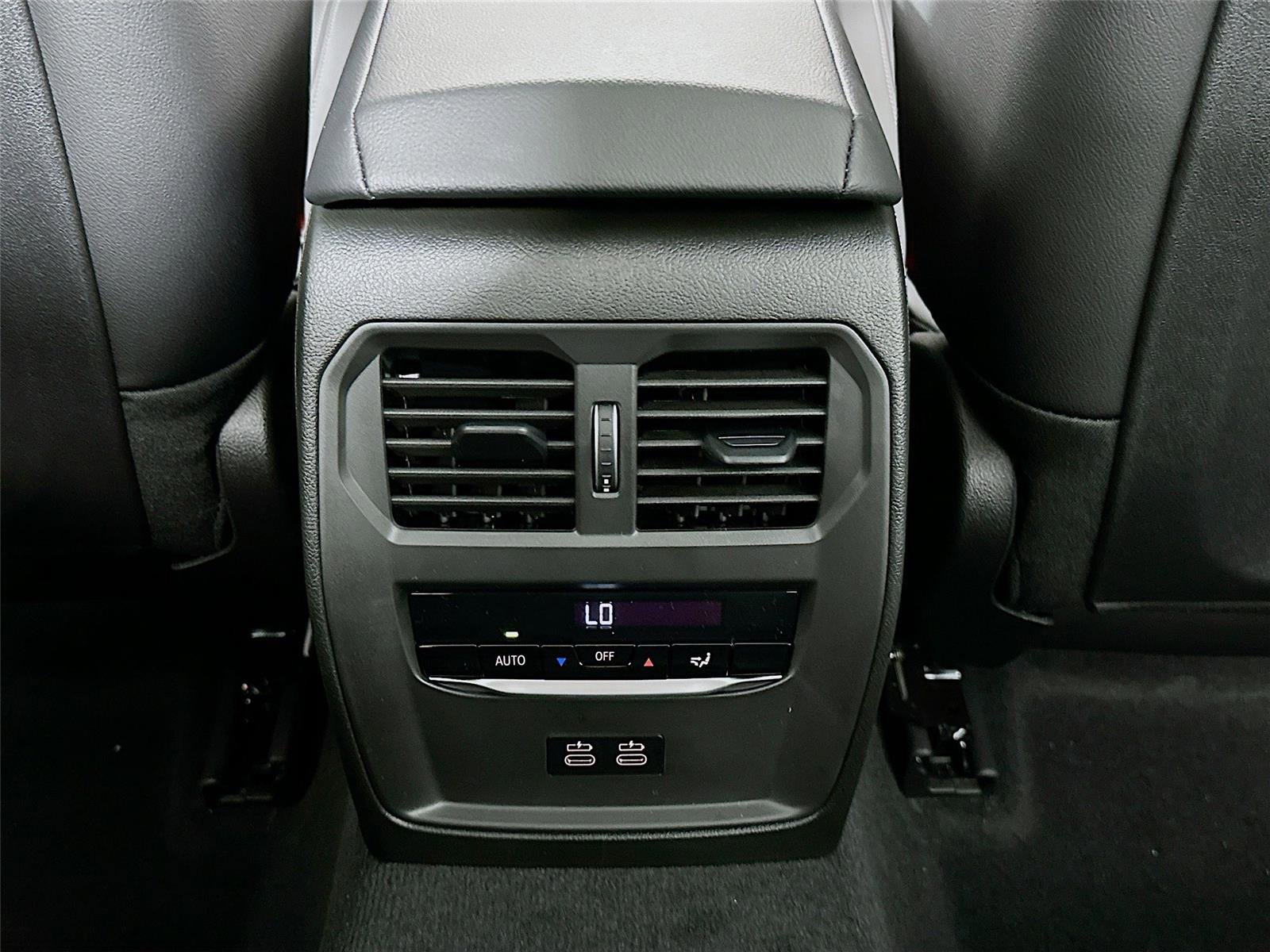 New 2026 BMW 330i xDrive Sedan w/ M Sport Package image 26