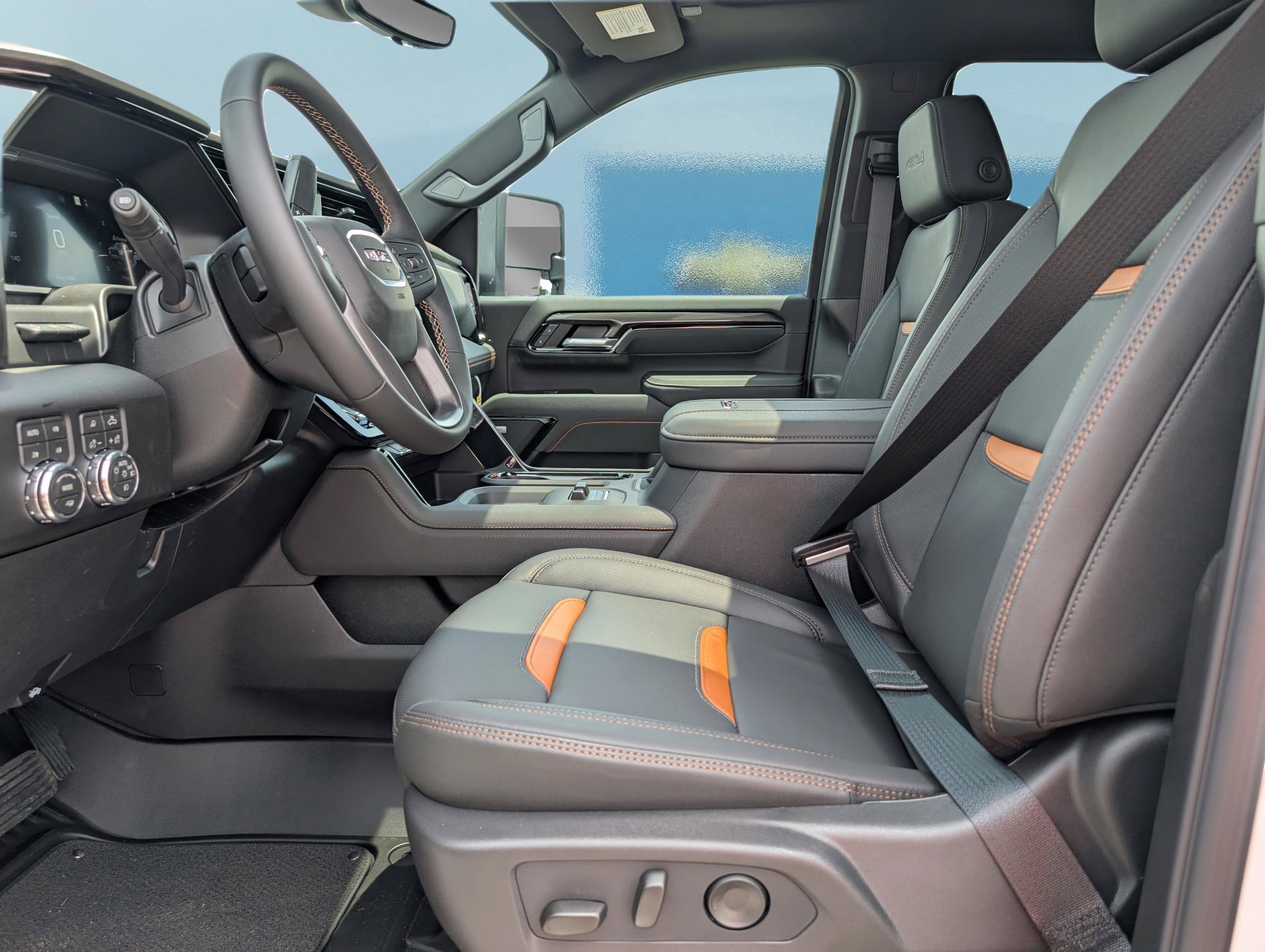 New 2026 GMC Sierra 2500 AT4 w/ AT4 Premium Plus Package AWD/4WD image 17