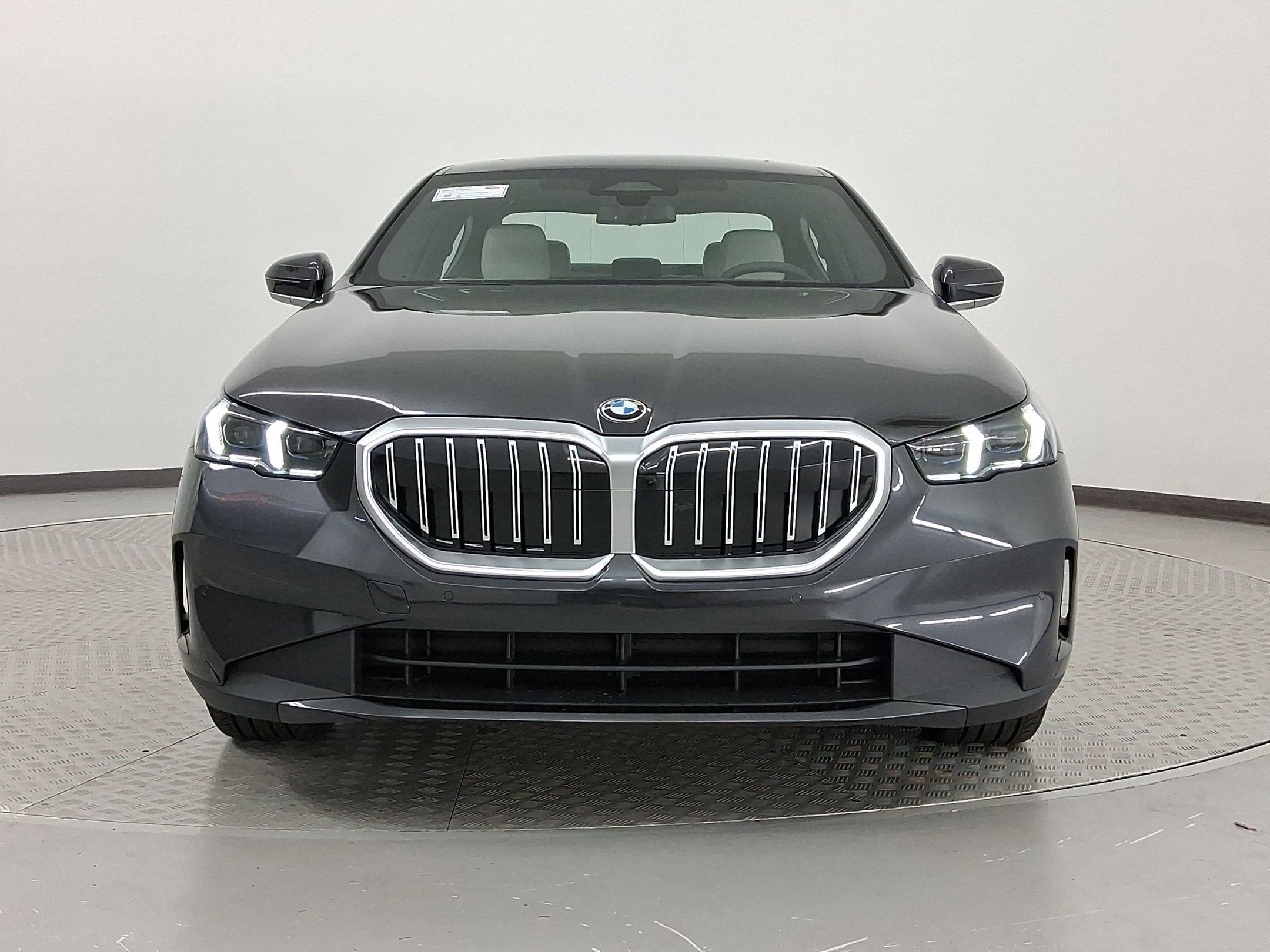 New 2026 BMW 530i w/ Premium Package image 6