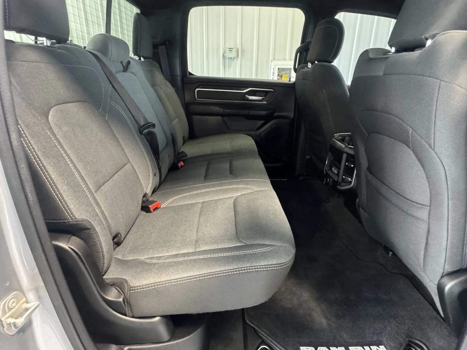 Used 2022 RAM 1500 Big Horn AWD/4WD image 18