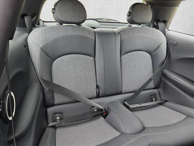 Used 2014 MINI Cooper S FWD image 18