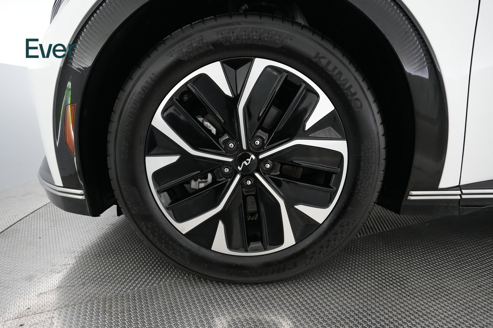 Used 2023 Kia EV6 Wind RWD image 19
