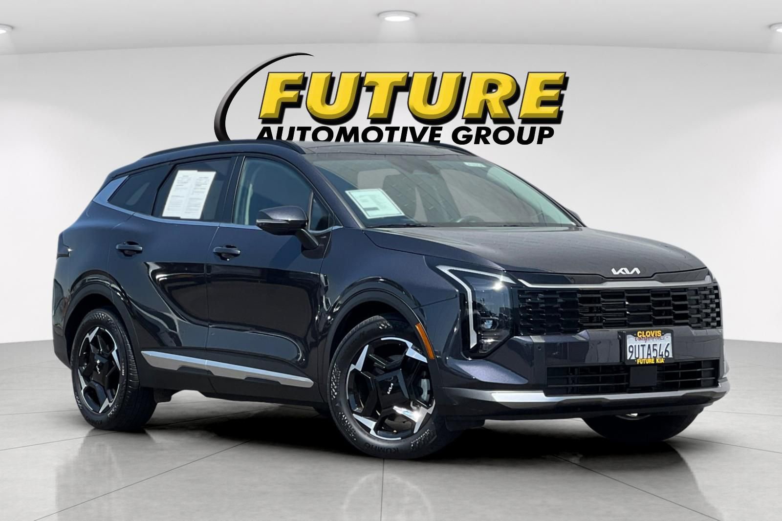Used 2026 Kia Sportage EX w/ EX Panorama Roof Package FWD image 2
