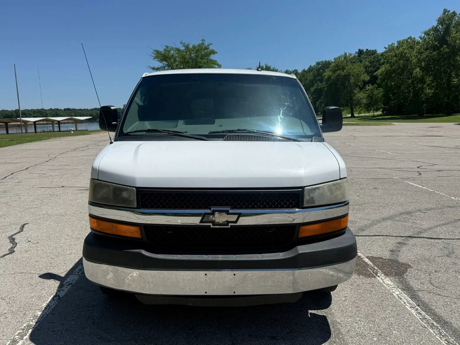 Used 2014 Chevrolet Express 3500 LT w/ LT Preferred Equipment Group RWD image 2