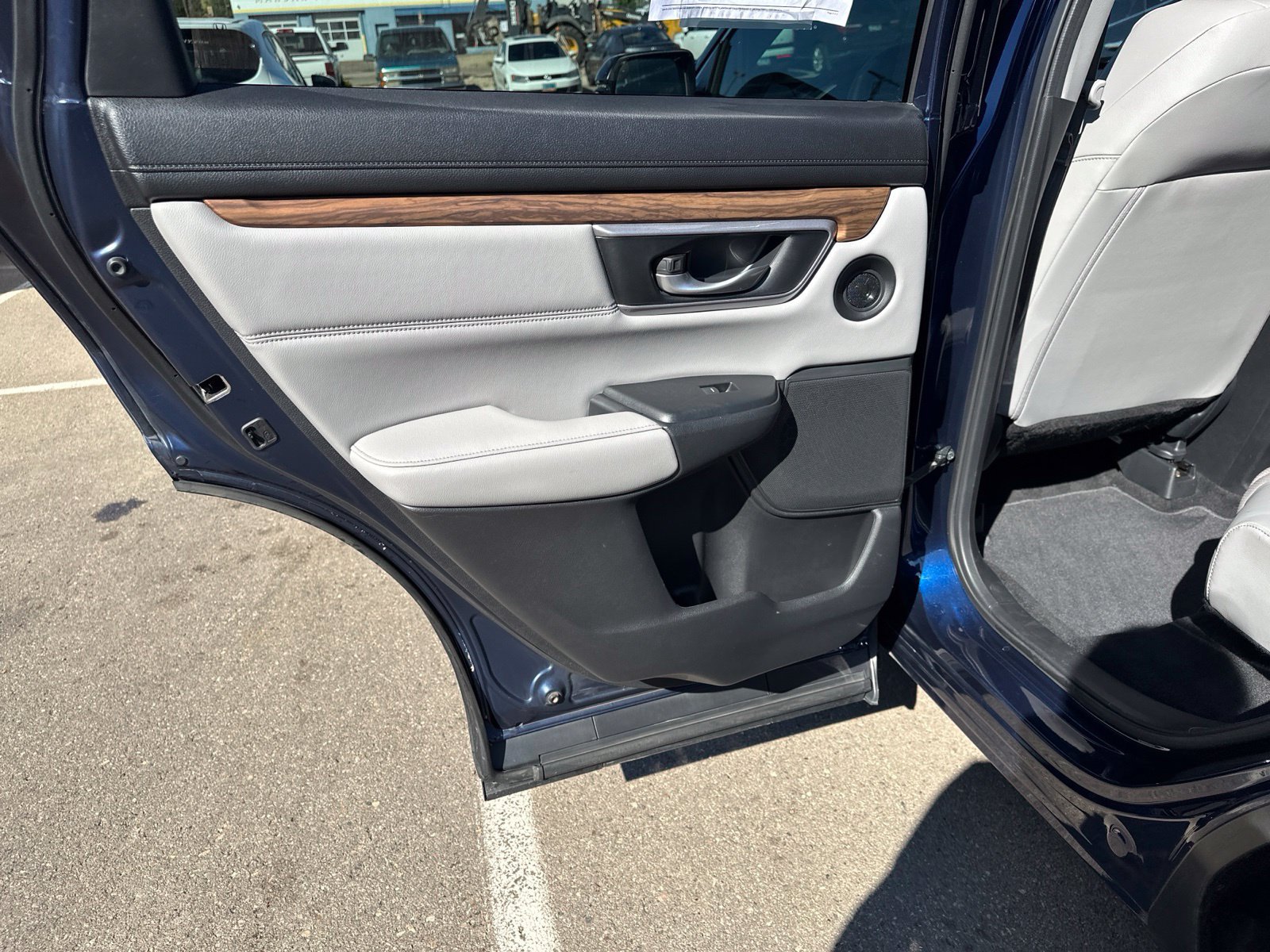 Used 2017 Honda CR-V EX-L image 24