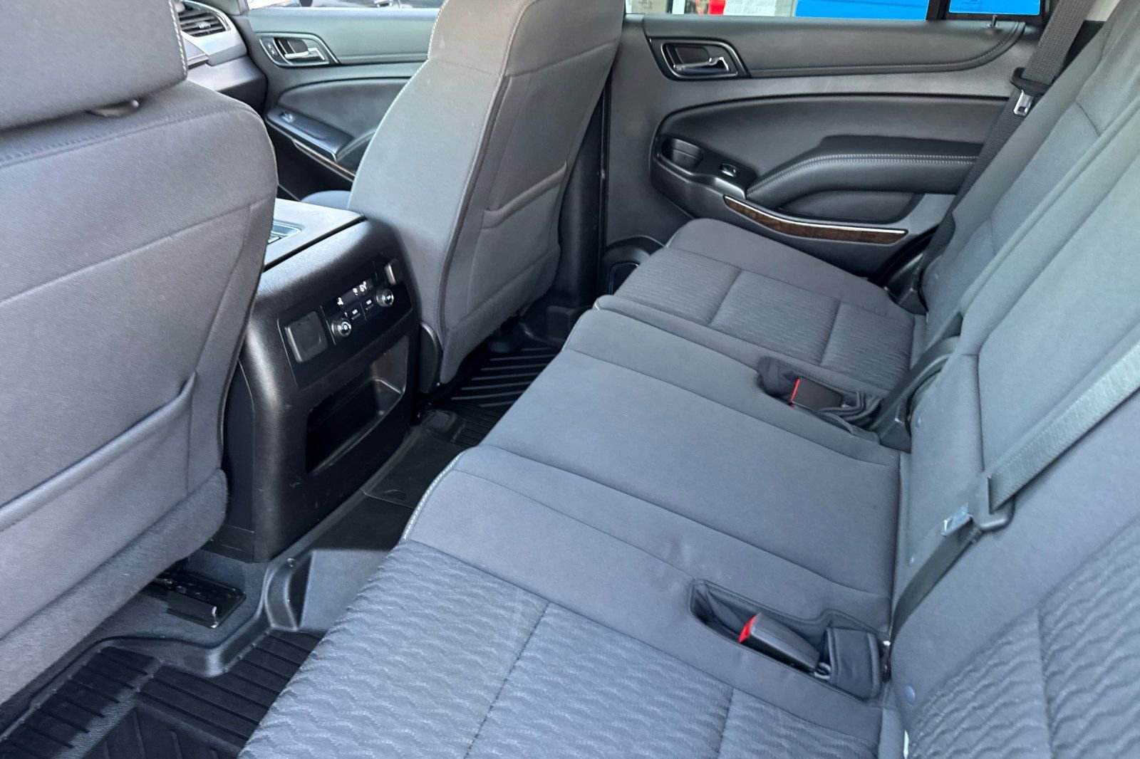 Used 2020 Chevrolet Tahoe LS image 15