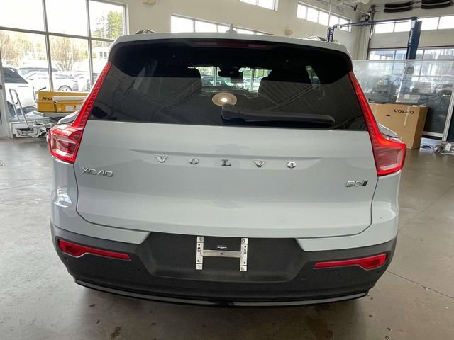 Used 2026 Volvo XC40 B5 Plus w/ Protection Package Premier image 5