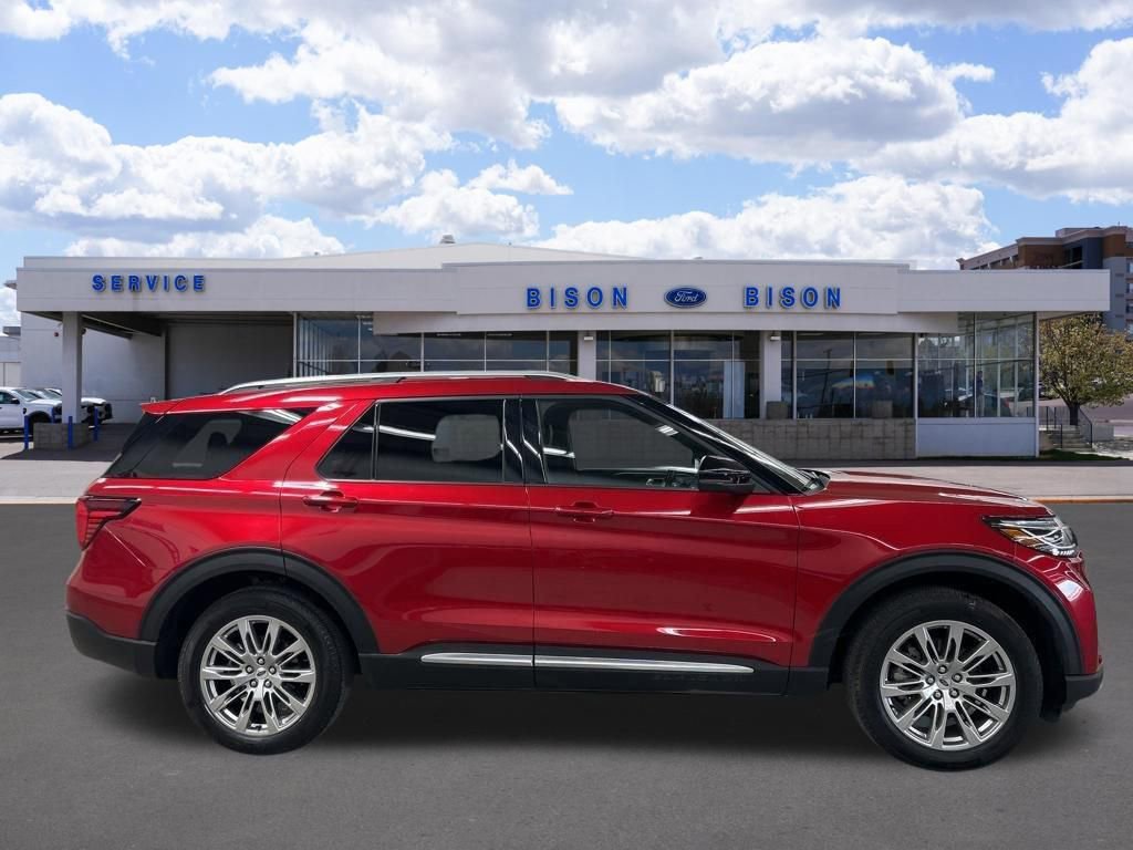 Certified 2025 Ford Explorer Platinum image 2