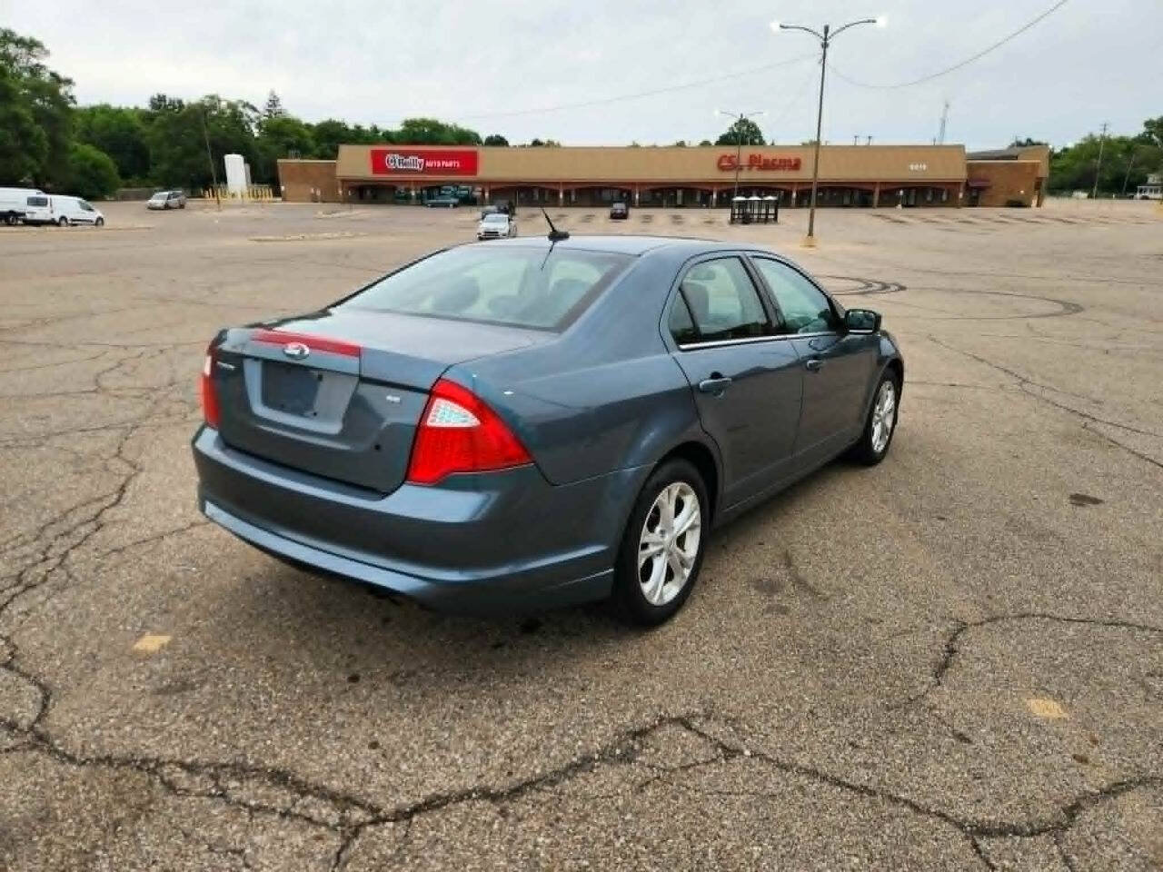 Used 2012 Ford Fusion SE FWD image 4