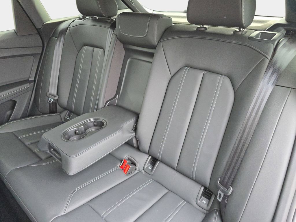 Used 2023 Audi Q4 e-tron Premium Plus w/ Premium Plus RWD image 17