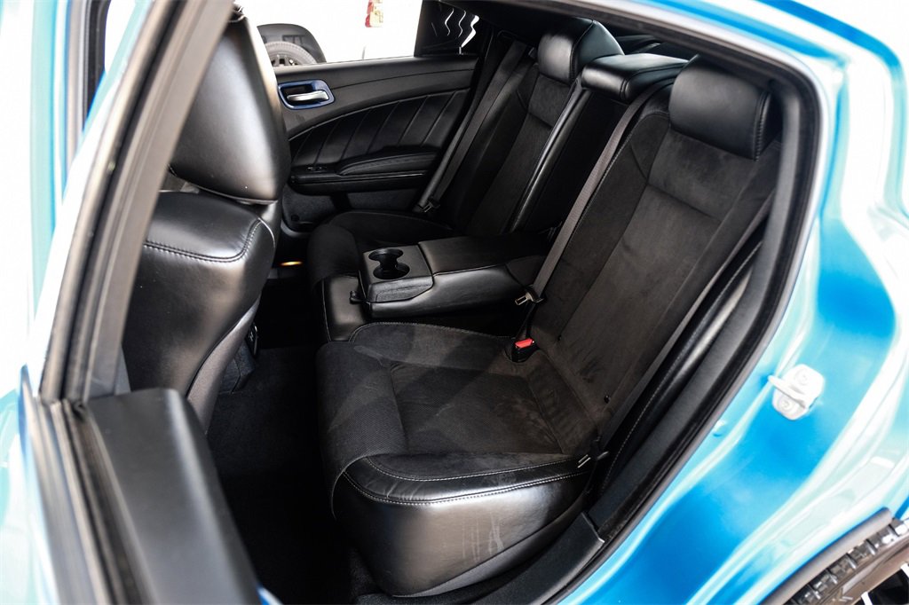 Used 2023 Dodge Charger R/T w/ Plus Group image 39