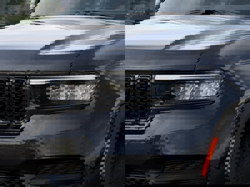 New 2025 Jeep Grand Cherokee Altitude image 10