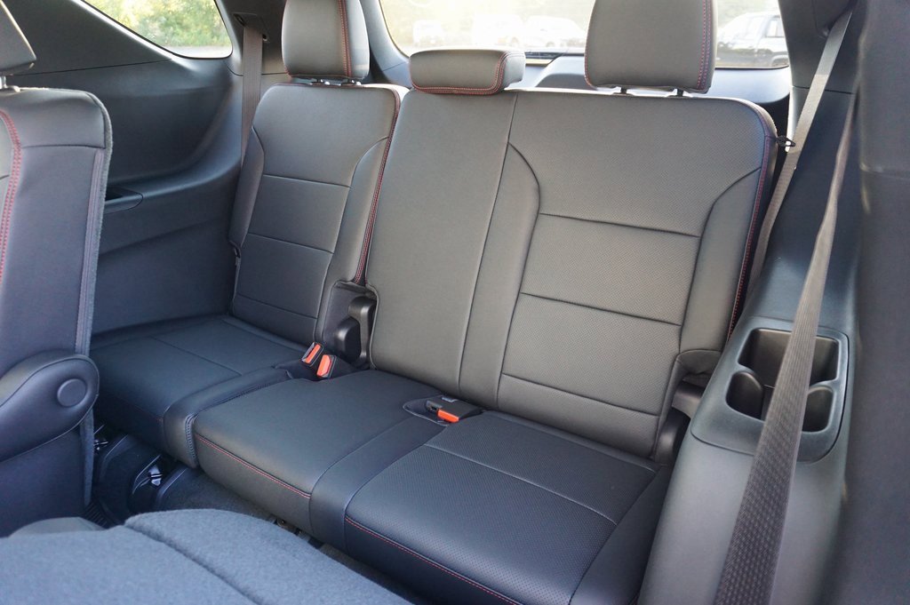 New 2026 Chevrolet Traverse RS image 12