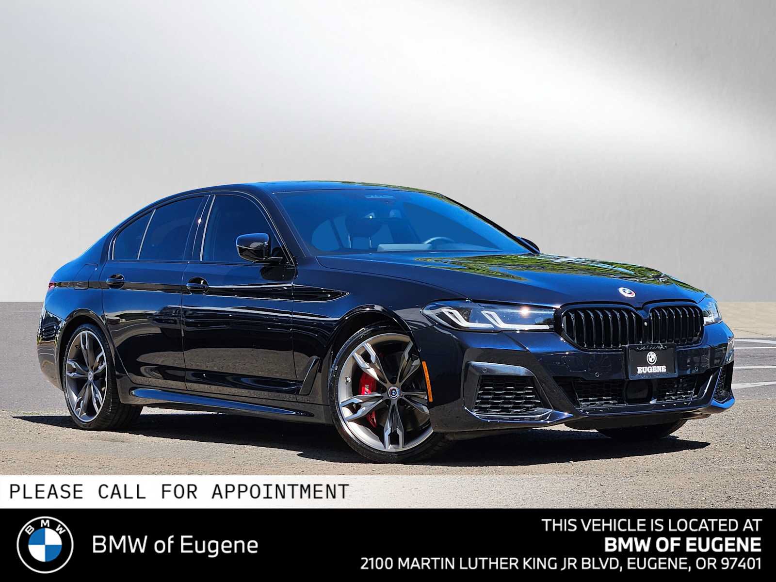 Used 2023 BMW M550i xDrive w/ Executive Package AWD/4WD image 1