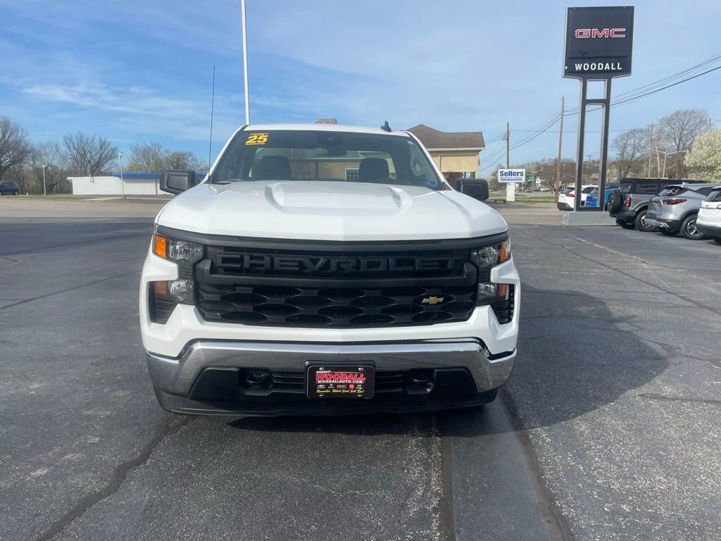 Used 2025 Chevrolet Silverado 1500 W/T image 2