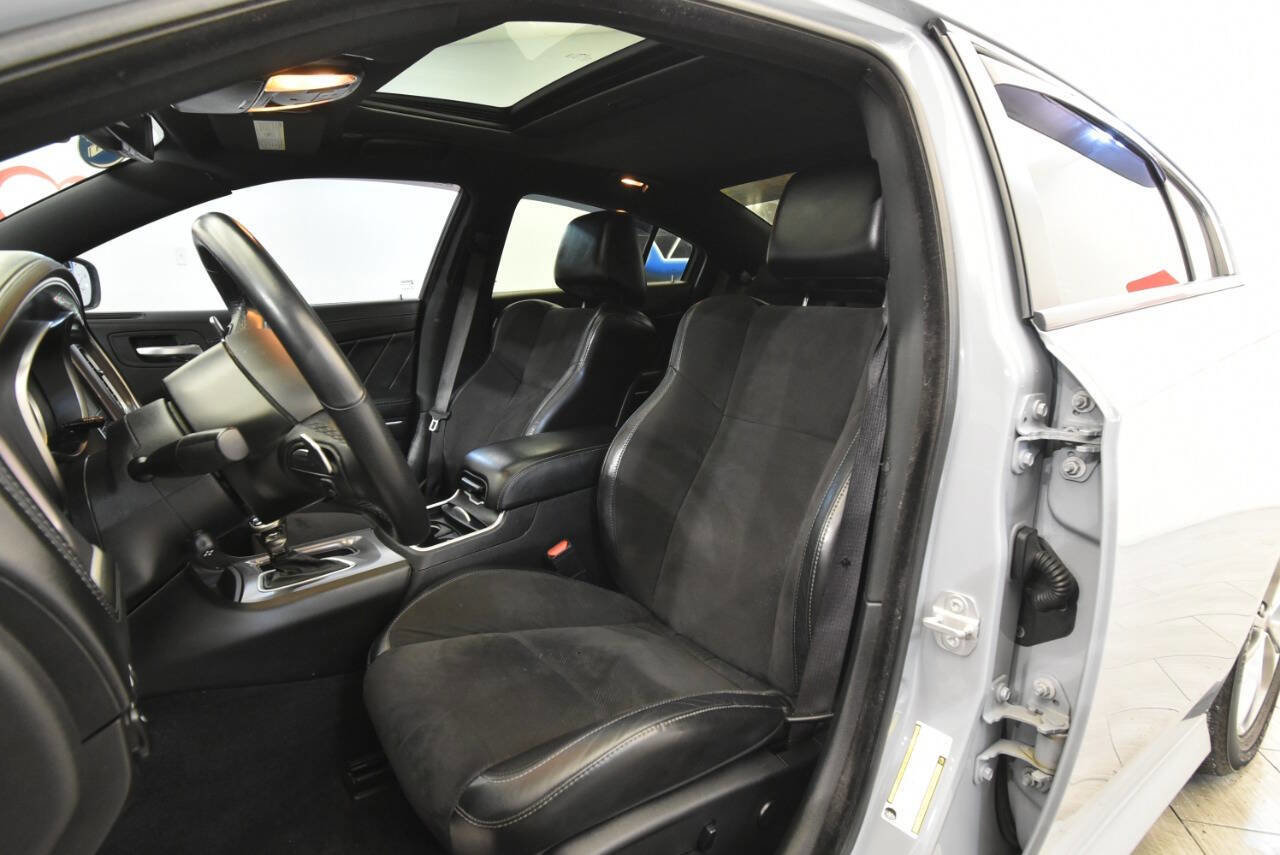 Used 2020 Dodge Charger GT w/ Plus Group image 11