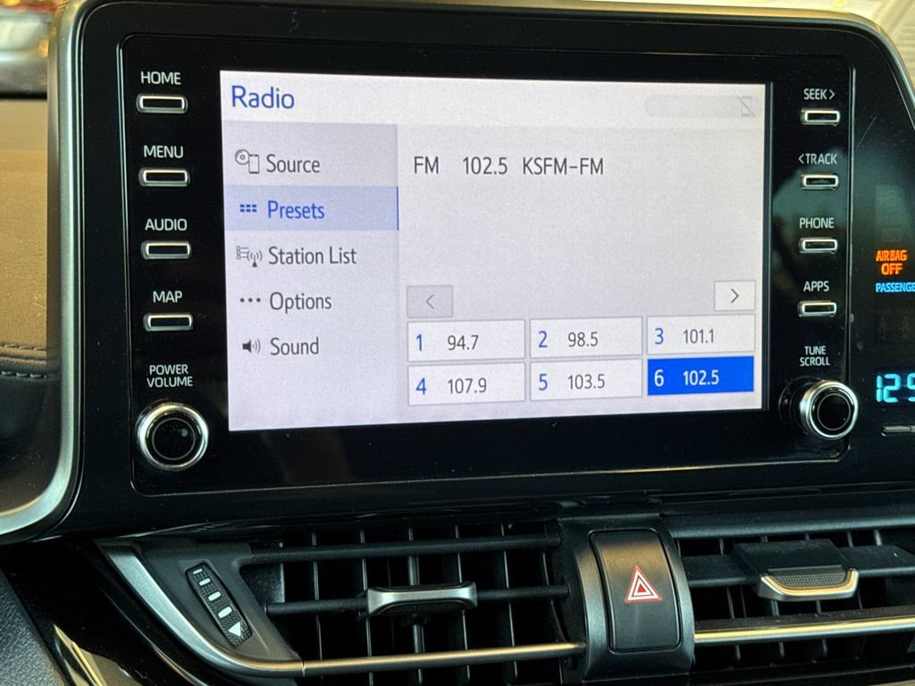Used 2019 Toyota C-HR LE FWD image 23