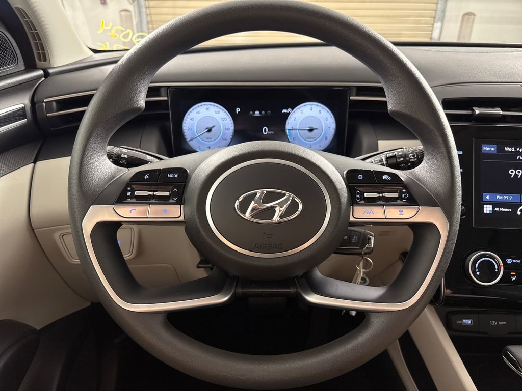 Certified 2024 Hyundai Tucson SE FWD image 16