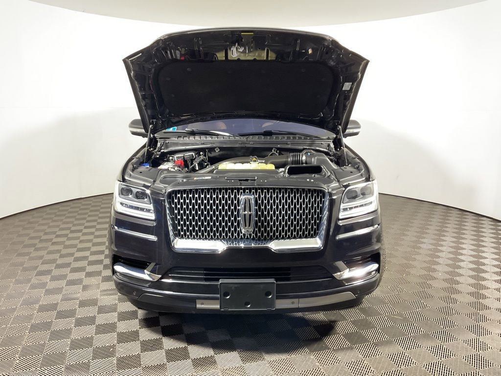 Used 2019 Lincoln Navigator L Reserve image 8