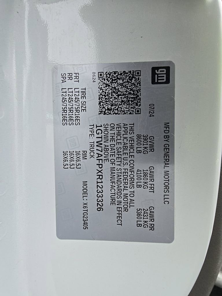 Used 2024 GMC Savana 2500 w/ Driver Convenience Package RWD image 15