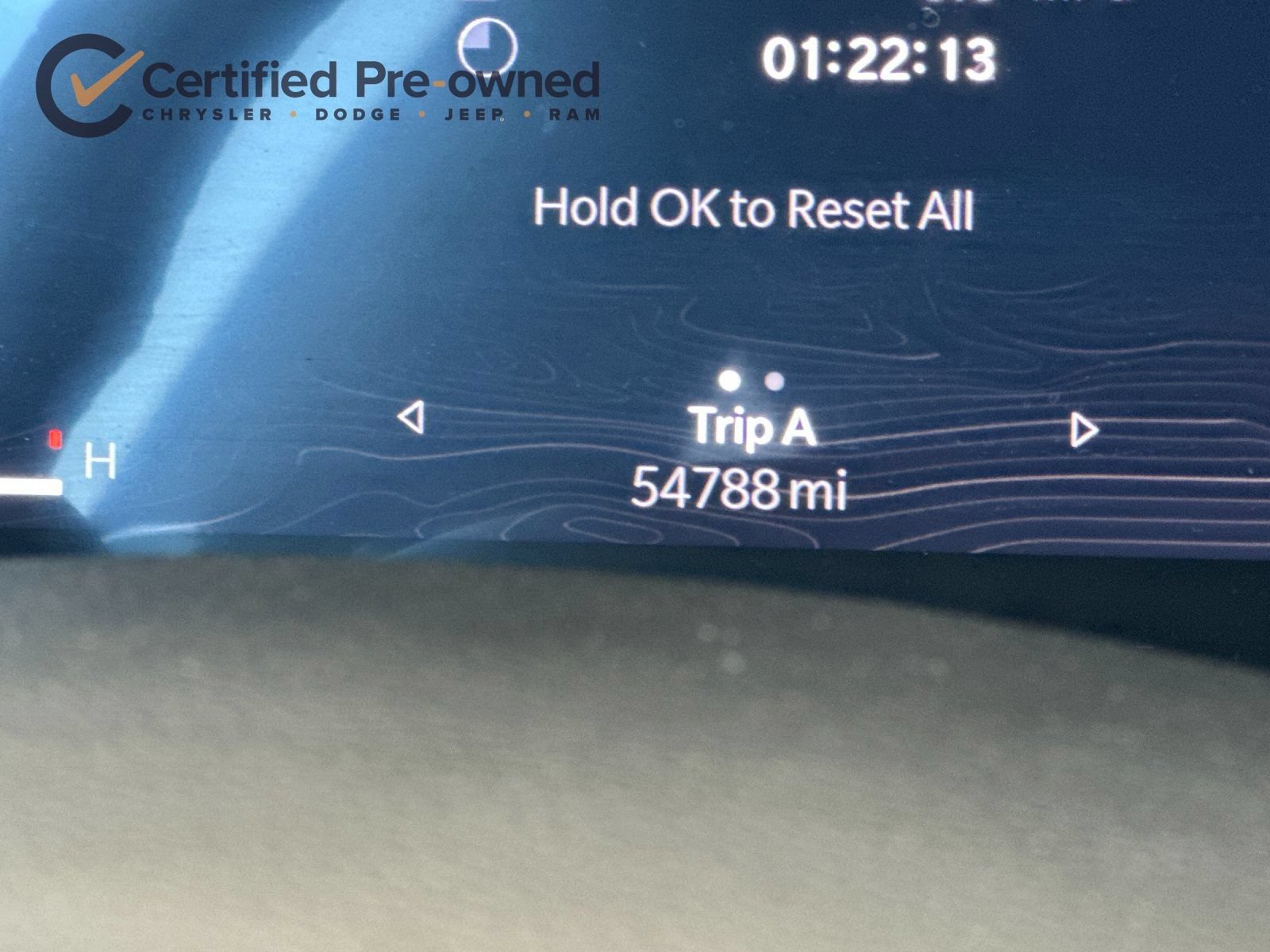 Used 2024 Jeep Grand Cherokee Altitude AWD/4WD image 28