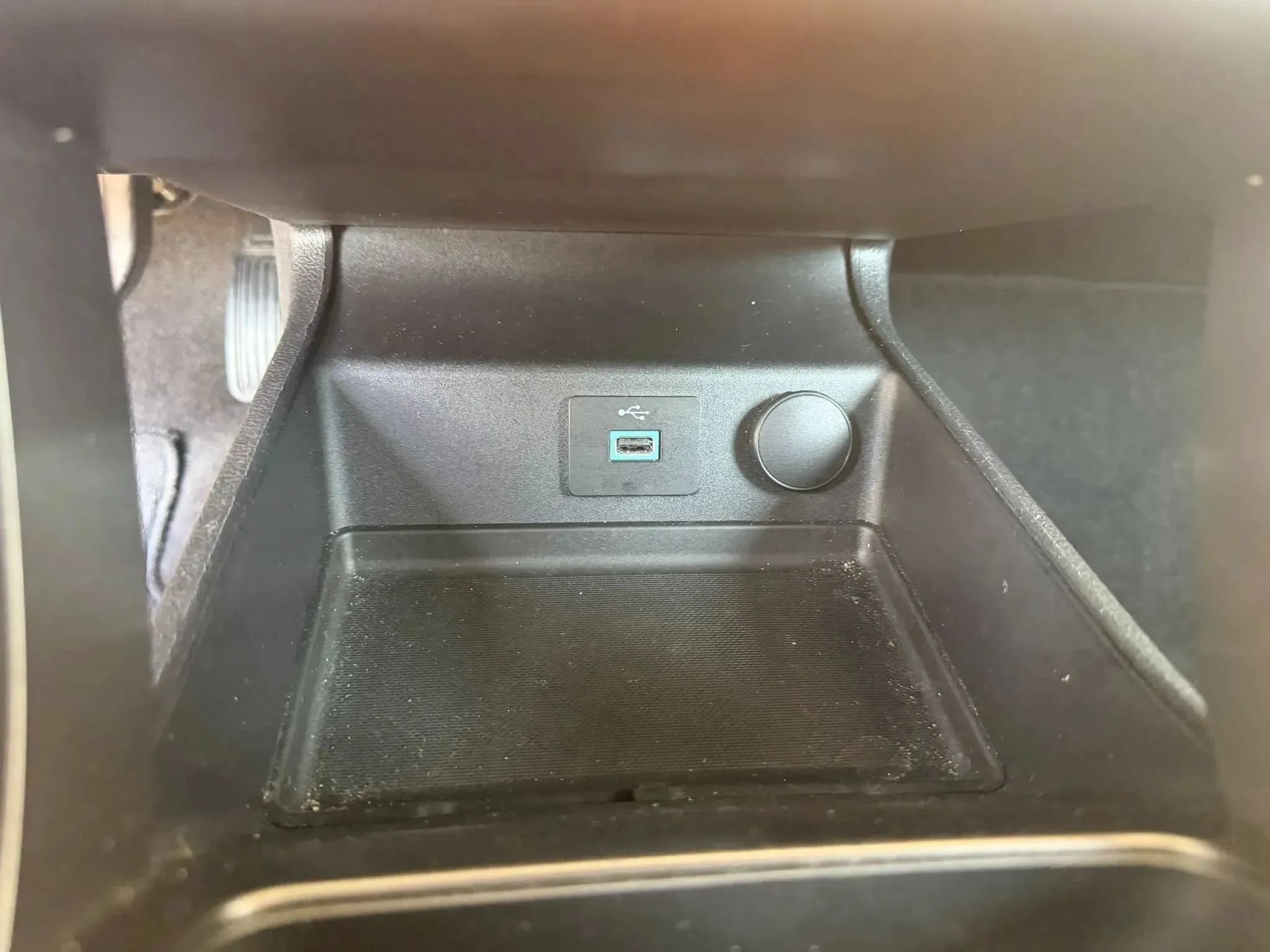 Used 2018 Ford Fusion S FWD image 19