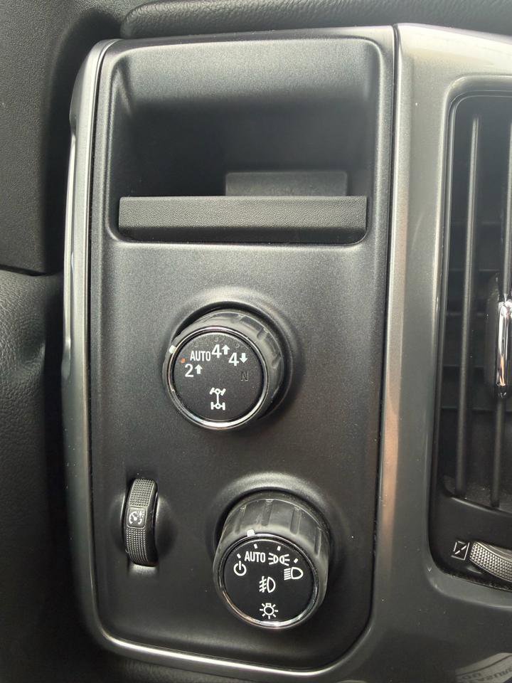 Used 2017 Chevrolet Silverado 1500 LT w/ All Star Edition image 12