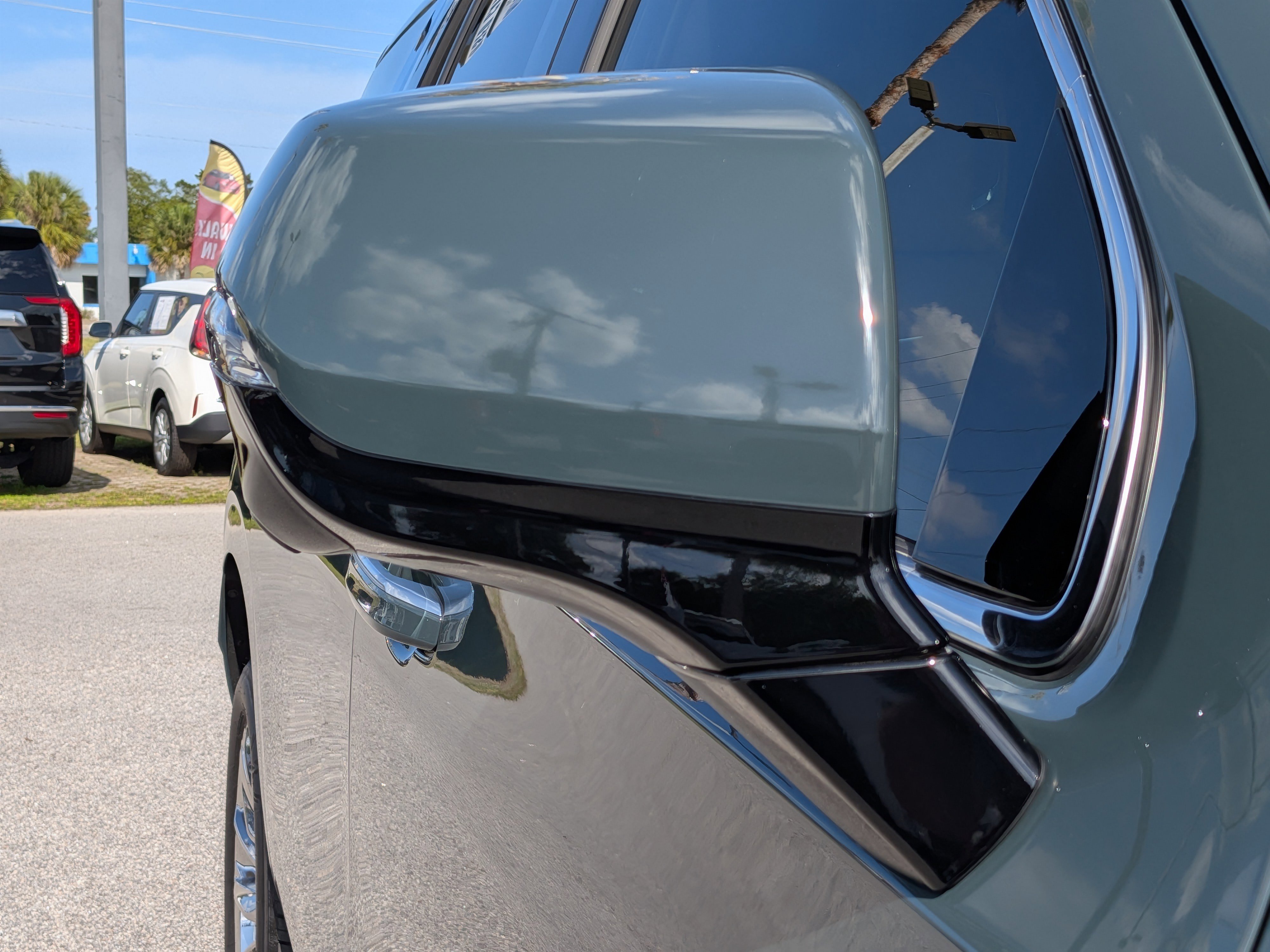 Certified 2025 Cadillac Escalade Premium Luxury w/ LPO, Floor Liner Package RWD image 11