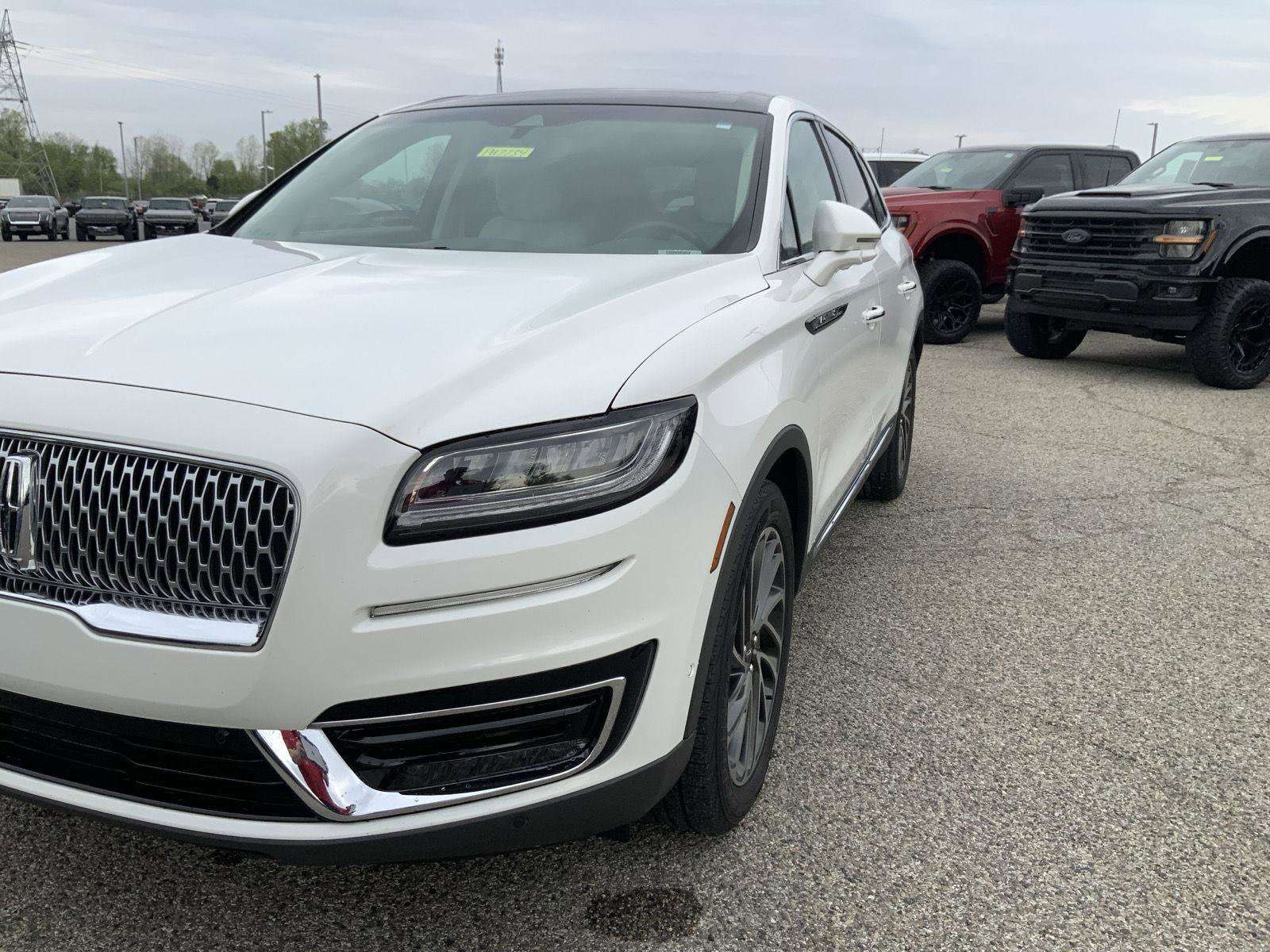 Used 2020 Lincoln Nautilus Reserve image 17