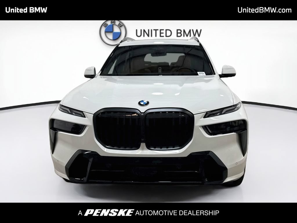 New 2027 BMW X7 xDrive40i w/ M Sport Package AWD/4WD image 2