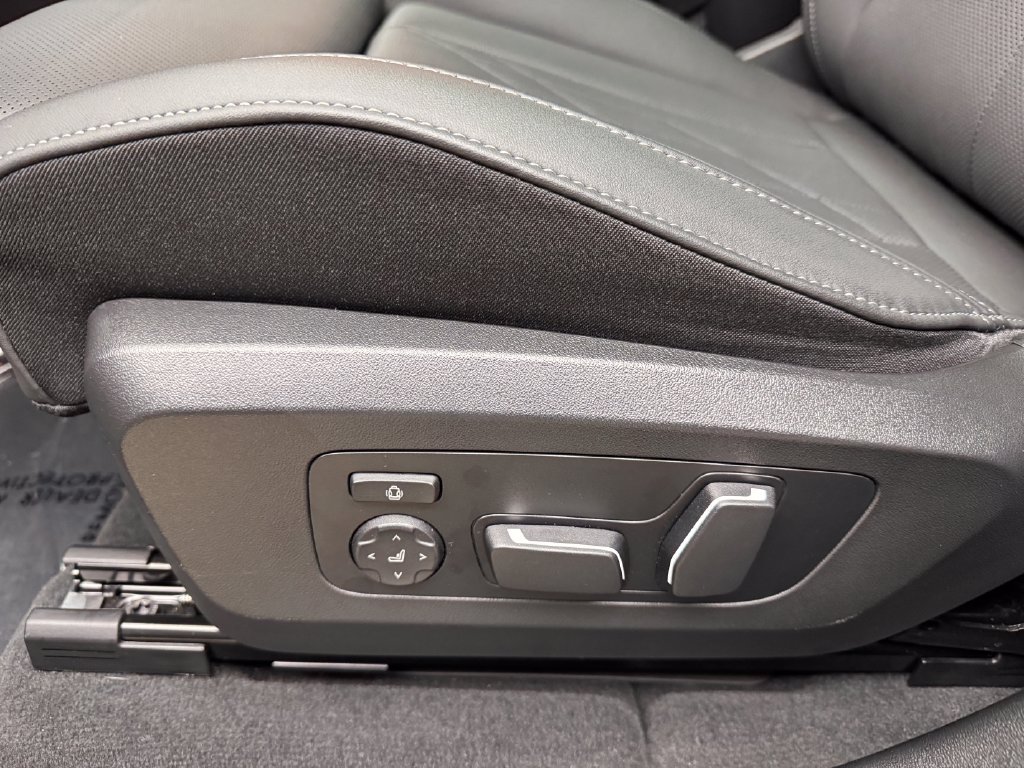 Certified 2025 BMW X3 M50 AWD/4WD image 12