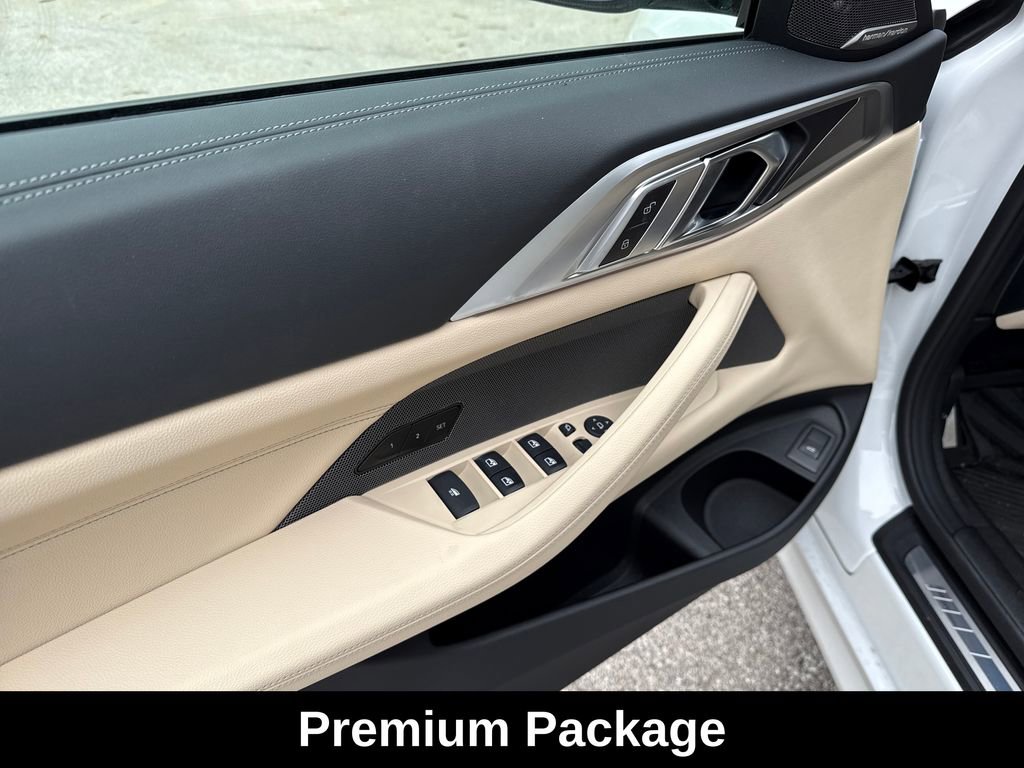 Used 2025 BMW 440i xDrive Convertible w/ Premium Package image 15