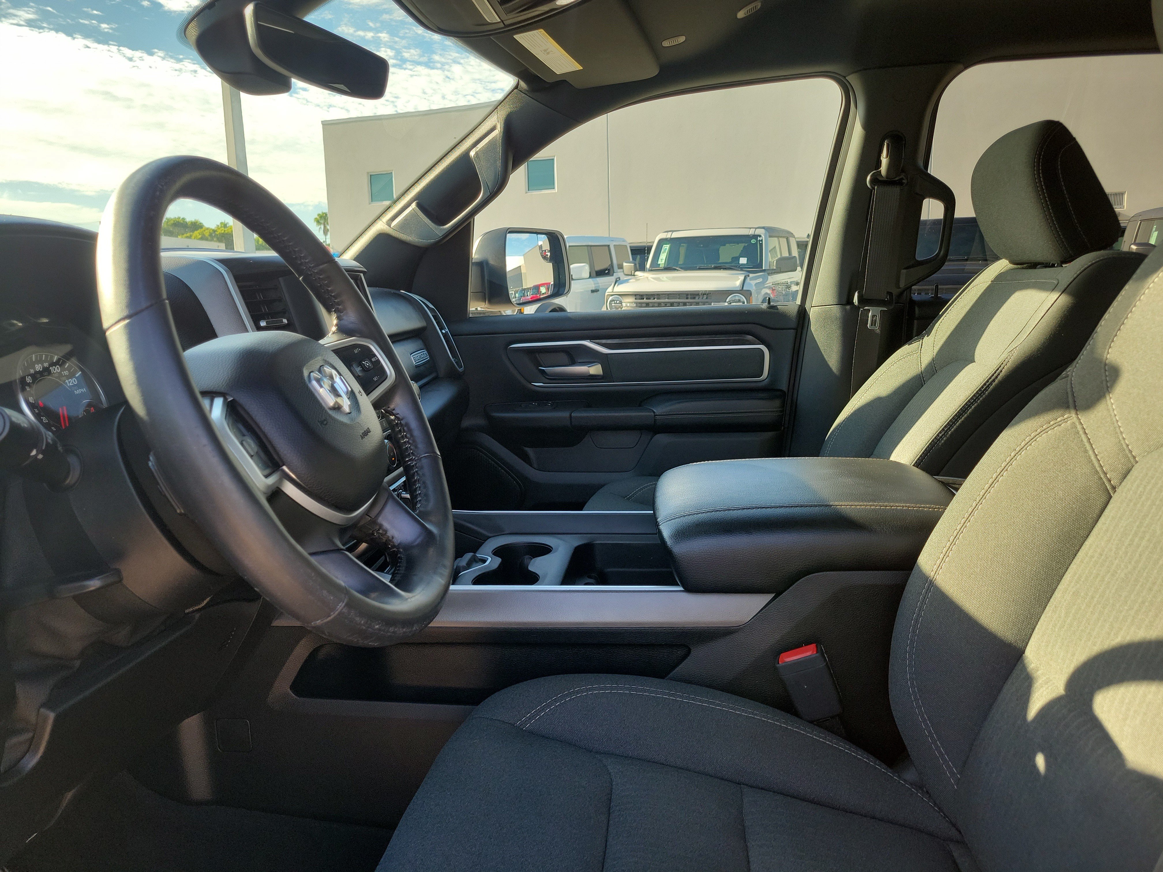 Used 2021 RAM 1500 2WD Crew Cab image 11